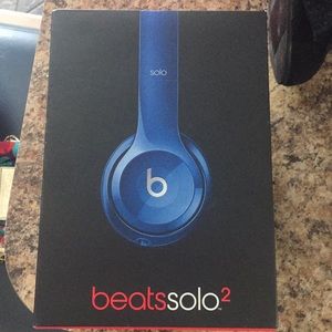 Beats solo 2